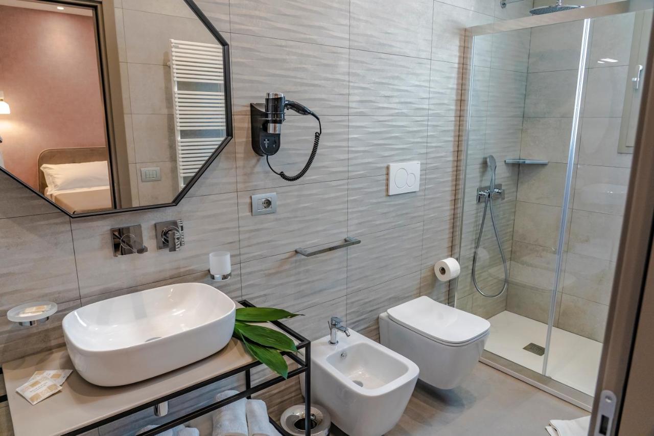 10 Catalani Rooms Порто-Чезарео Екстер'єр фото