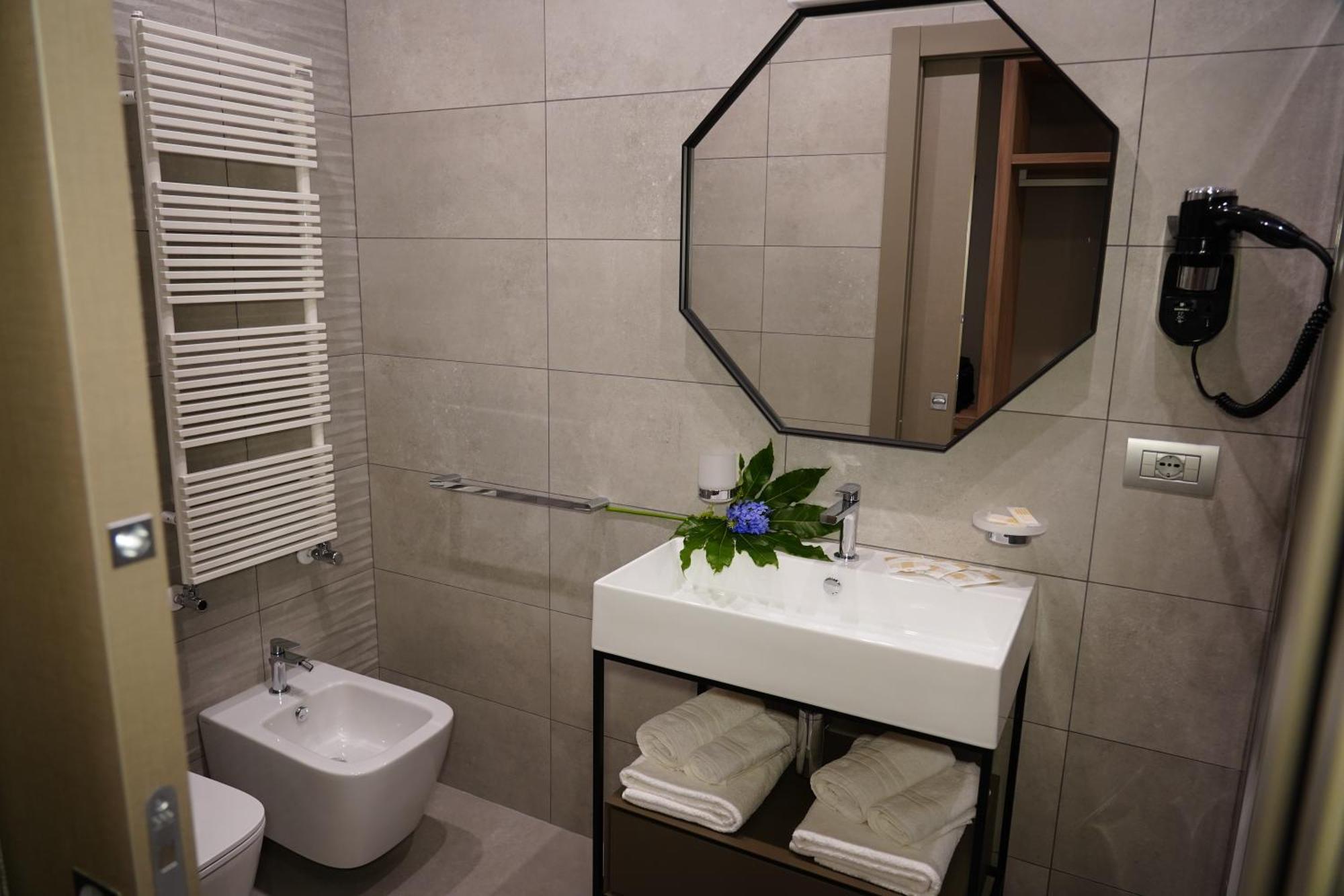 10 Catalani Rooms Порто-Чезарео Екстер'єр фото